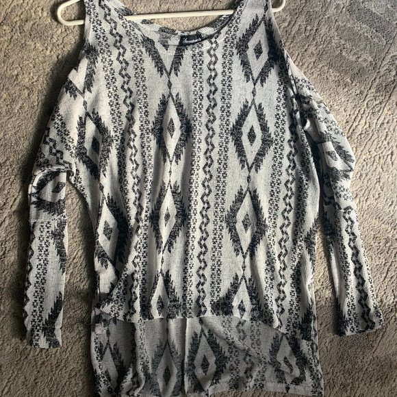 Cold Shoulder Sheer Knitted Shirt with Tribal Pattern - Picture 1 of 1